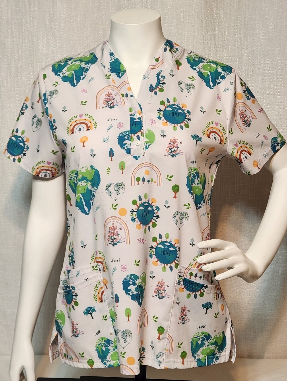 GT Performance Scrubs Top Lightweight Earth Trees Size Medium